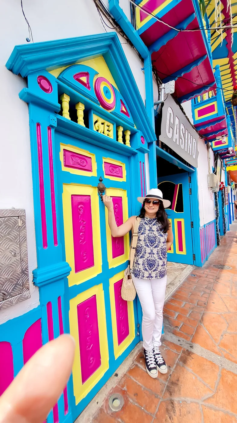 Calle de colores en Filandia, camino al Mirador Encanto